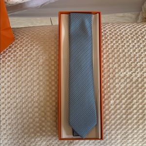 Authentic men’s Hermès tie